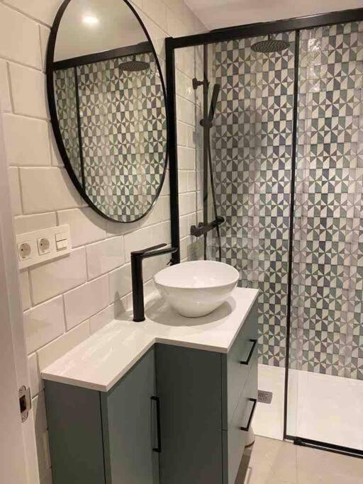 Apartamento A Estrenar En Centro Gijon. Fibra-Tv Εξωτερικό φωτογραφία