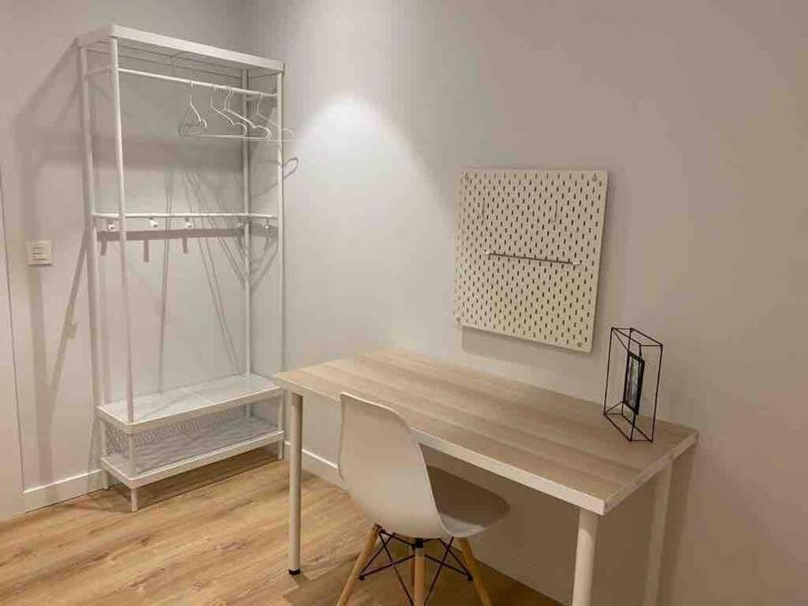Apartamento A Estrenar En Centro Gijon. Fibra-Tv Εξωτερικό φωτογραφία